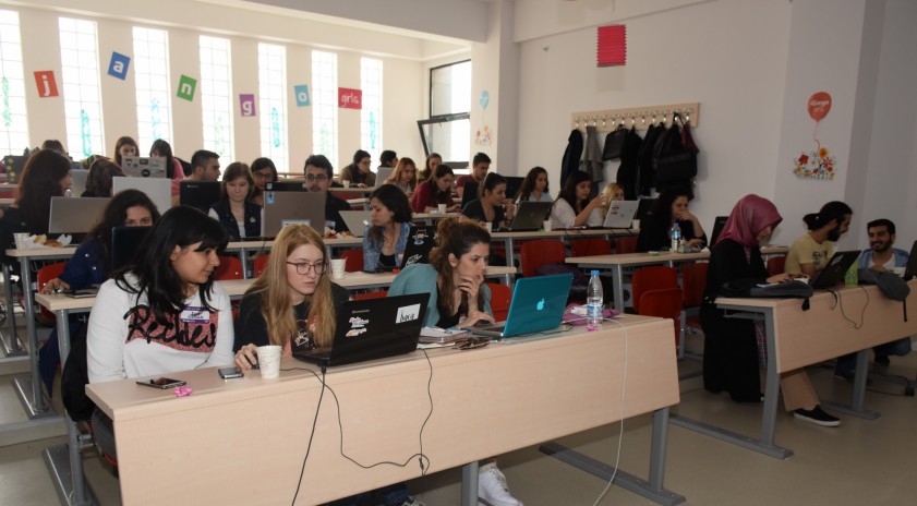 Django Girls ile kadınlar yazılım dünyasında daha fazla söz sahibi olacak