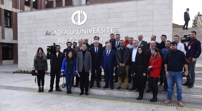 Rektörümüz Prof. Dr. Şafak Ertan Çomaklı, Eskişehir Yerel Basını ile buluştu