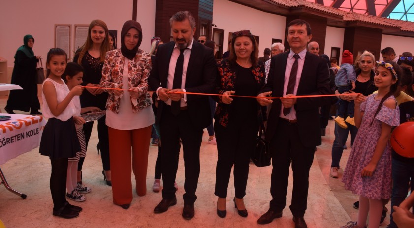 &lsquo;&lsquo;D&uuml;nyada Etkin T&uuml;rk K&uuml;lt&uuml;r&uuml;&rsquo;&rsquo; sergilendi