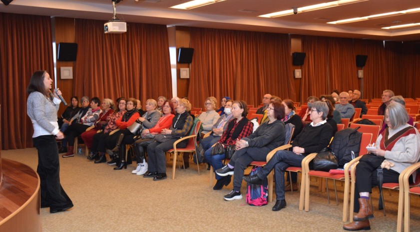 Tazelenme Üniversitesi öğrencileri psikolojik ilk yardım eğitiminde bir araya geldi