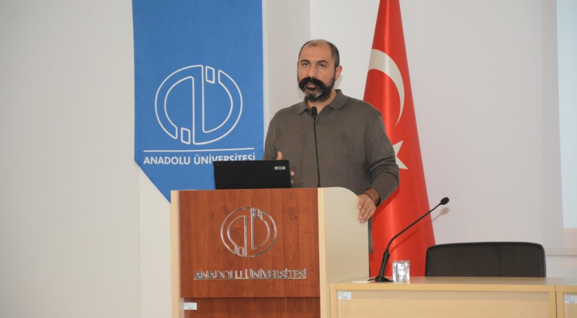 Eğitim Fakültesinde otizmli çocuklar ve aileleri için seminer