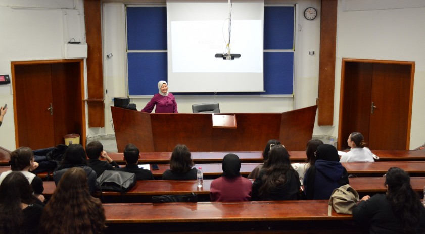 AKAUM tarafından “Kadına El Kalkamaz” semineri gerçekleştirildi