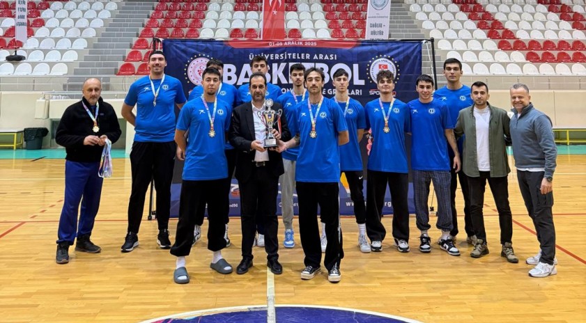 Anadolu Üniversitesi Basketbol Takımı Türkiye Şampiyonası finallerine yükseldi