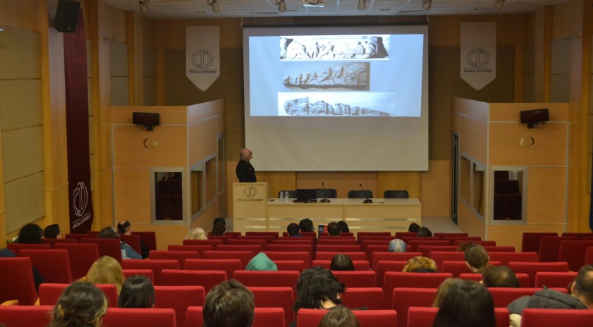 Antik Yunan Sanatının D&ouml;n&uuml;ş&uuml;m&uuml;: Klasikten Helenistiğe Heykeltıraşlık Ser&uuml;veni
