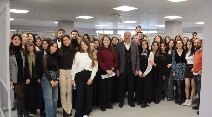 &ldquo;Dil ve Konuşma Terapisinde Araştırma ve Rapor Yazma Dersi Poster Sunumları&rdquo; etkinliği ger&ccedil;ekleştirild