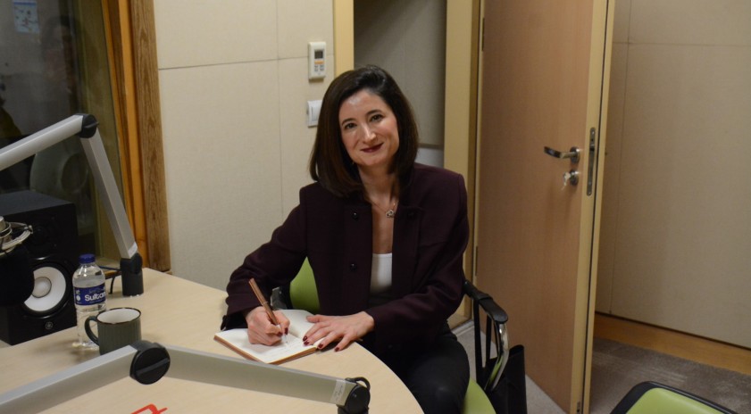 Radyo A&rsquo;da &ldquo;Sağlık Rehberi&rdquo; programına Op. Dr. Duygu Kavak konuk oldu