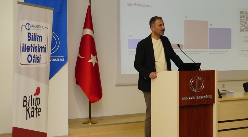 Gen&ccedil;ler &ldquo;IBAN Kullanımı ve Bilişim Su&ccedil;ları&rdquo; konusunda bilgilendirildi