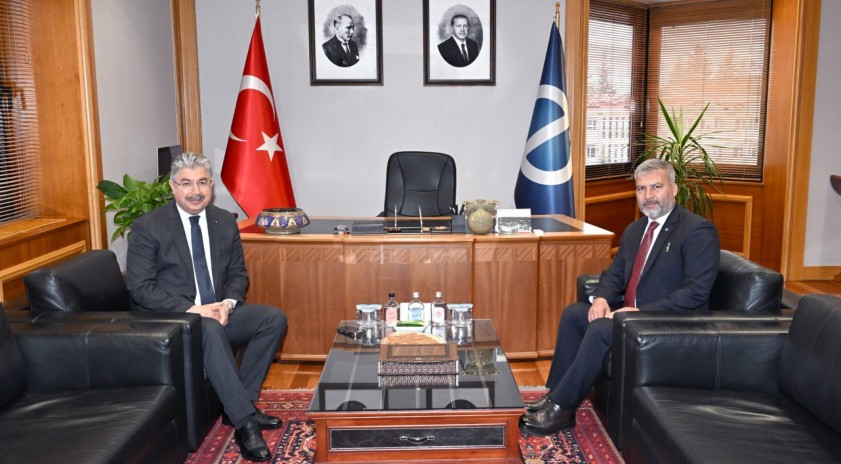 Vali Yılmaz&rsquo;dan Anadolu &Uuml;niversitesine iadeiziyaret