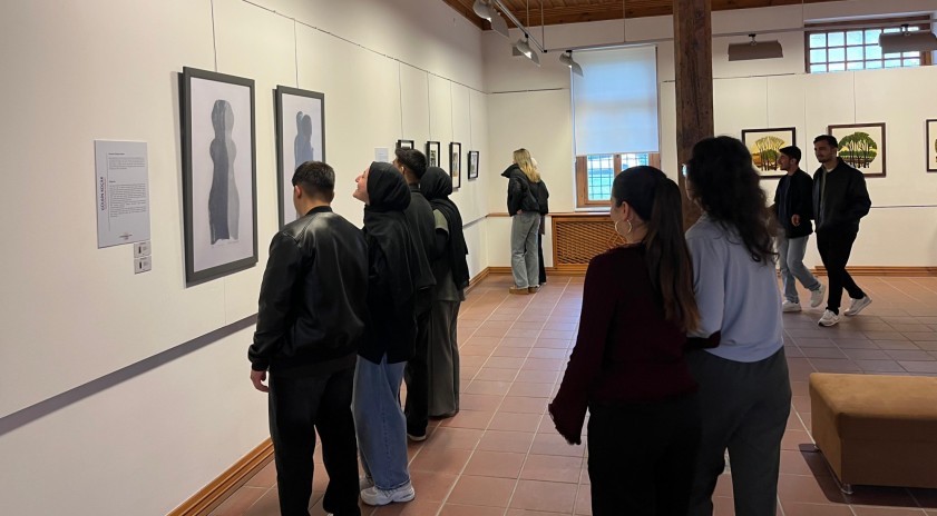 &Ouml;ğretmen adayları sanatla &ouml;ğrenme s&uuml;recine katıldı