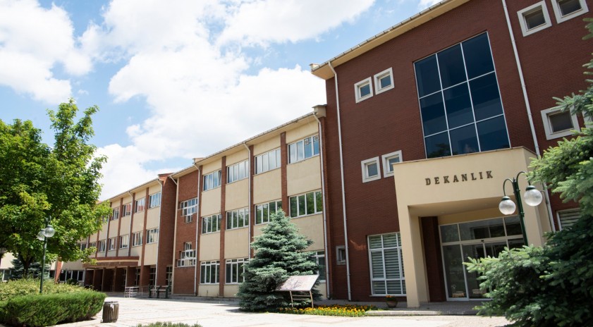 Ekonomi ve y&ouml;netim eğitiminde k&ouml;kl&uuml; adres: Anadolu &Uuml;niversitesi İİBF